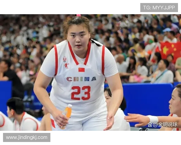 王思雨刘禹彤联手发威 女篮险胜巴西